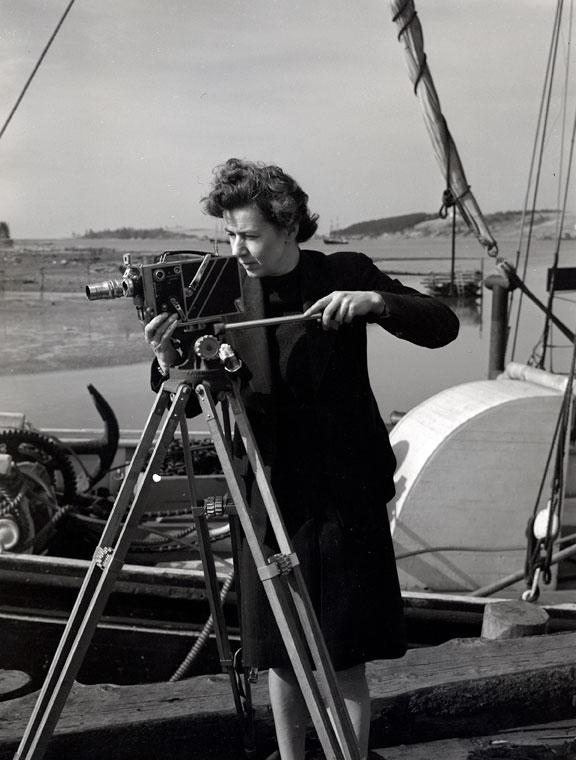 "Margaret Perry and film camera." Nova Scotia Information Service Nova Scotia Archives no. NSIS 1200